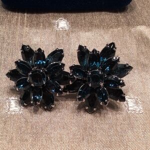 Elegant Floral Dark Blue Earrings